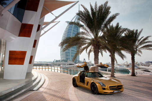 Mercedes Dubai SLS AMG Gold + G55 AMG