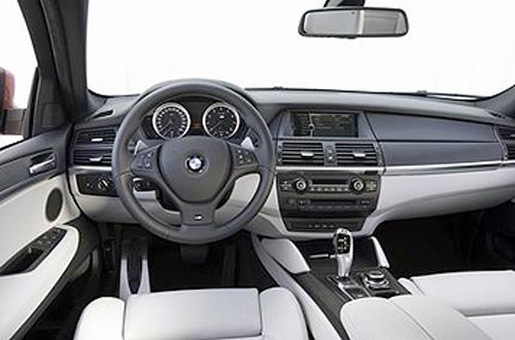 BMW X6 M Gelekt