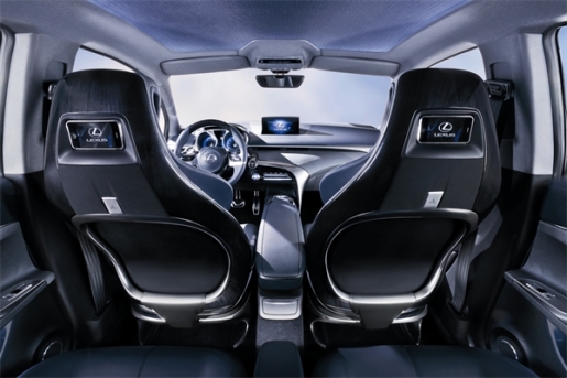 Lexus LF-Ch interieur
