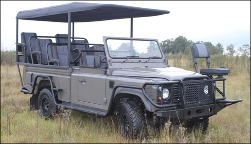 Land Rover Defender Safari EV