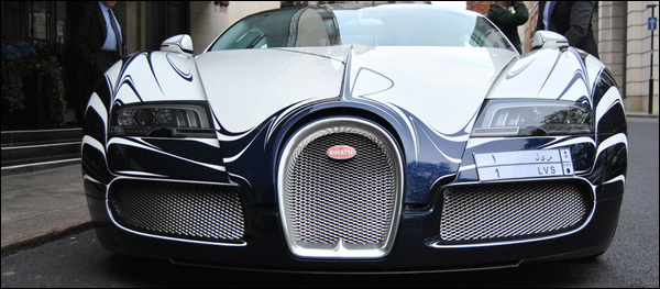 Gespot Bugatti Veyron Grand Sport L\'Or Blanc