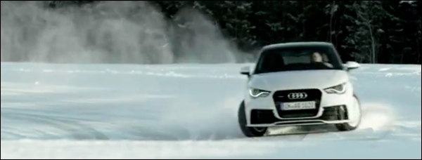 Audi A1 Quattro drift sneeuw