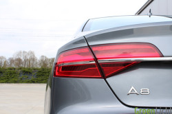 Audi A8 Facelift TDI - Rijtest05