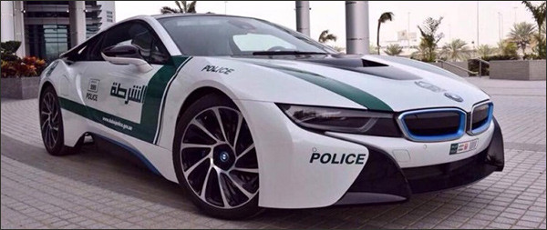 Dubai Police breidt uit: BMW i8!