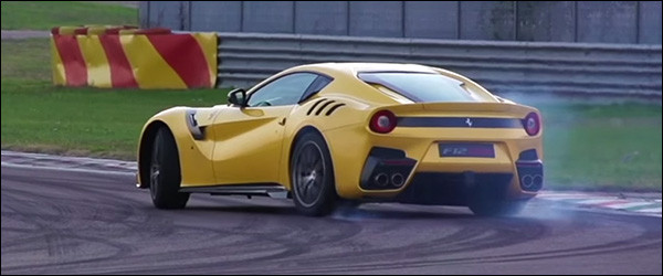 Video: Ferrari F12 Tour de France laat zich gaan