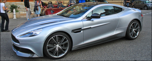 Gespot: Aston Martin Vanquish te Monaco