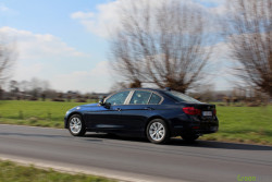 Rijtest - BMW 320d ED 2015 17