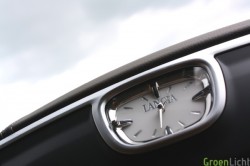 Rijtest Lancia Thema 2012