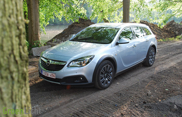 Rijtest Opel Insignia Country Tourer 2013 2.0 Turbo 4x4 06