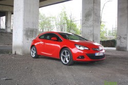 Test Opel Astra GTC 2012