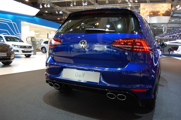 Volkswagen Golf R 2014 (3)