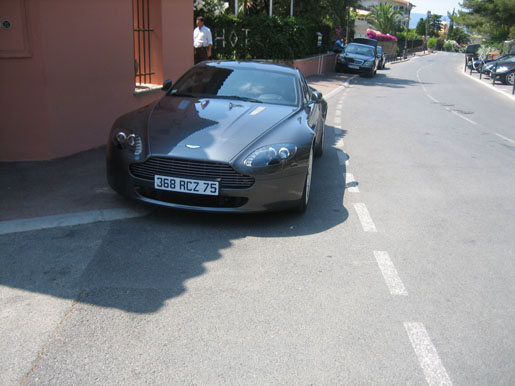 Aston Martin V8 Vantage St. Tropez