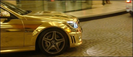Chrome Gouden Mercedes C63 AMG
