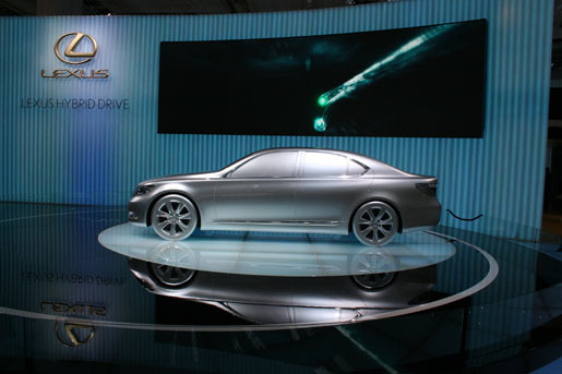 Lexus LS Hybride Zilver