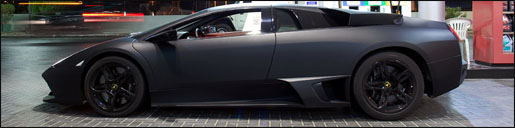 Matzwarte Lamborghini Murciélago