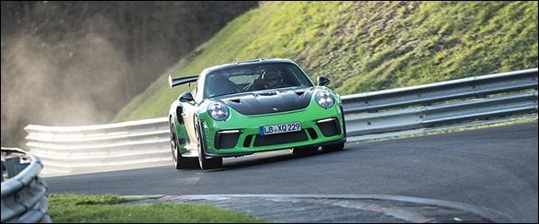 Video: Porsche 911 GT3 RS (2018) zet messcherpe rondetijd op de Nurburgring