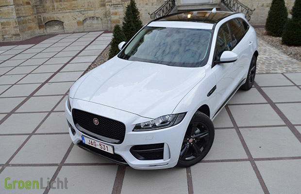 Officieel: Jaguar F-Pace Chequered Flag + 300 Sport special edition (2019) | GroenLicht.be ...
