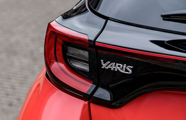 Rijtest: Toyota Yaris 1.5i Hybrid 116 pk (2021)