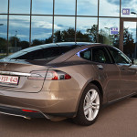 Tesla opent nieuwe showroom in Gent