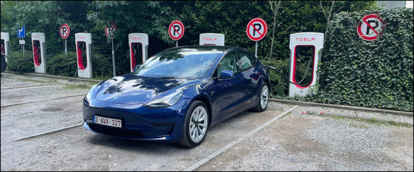 Tesla zet Supercharger laadnetwerk open voor andere merken (2021)
